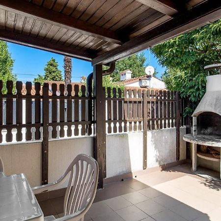 Rona Holiday Home Ana Poreč Exteriör bild