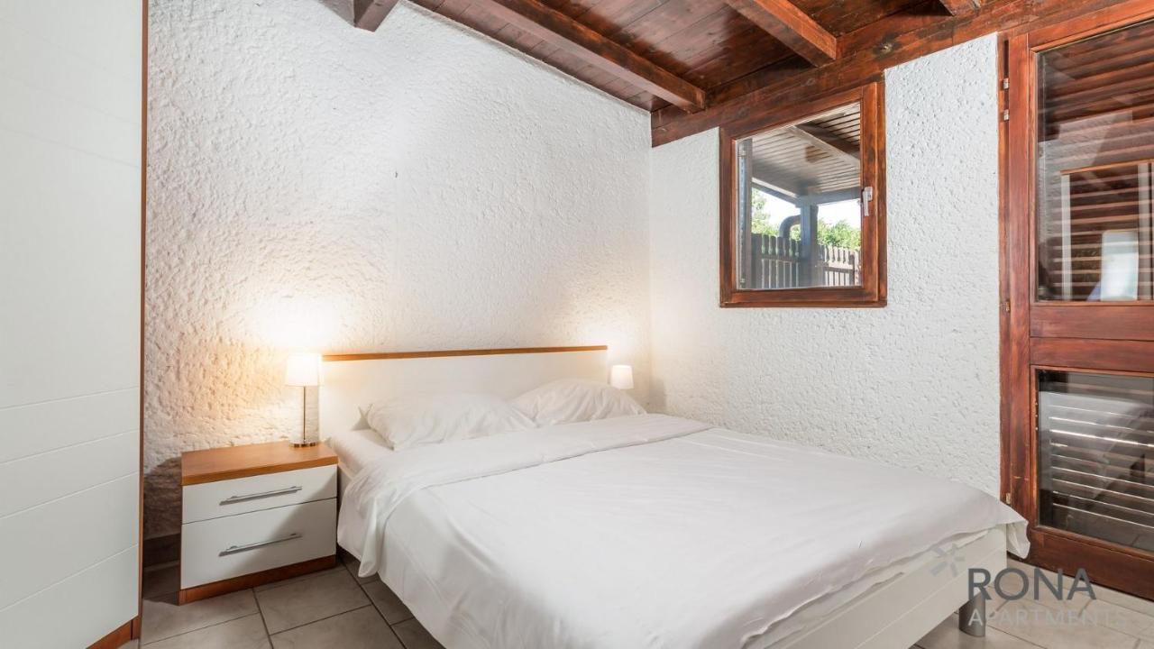Rona Holiday Home Ana Poreč Exteriör bild